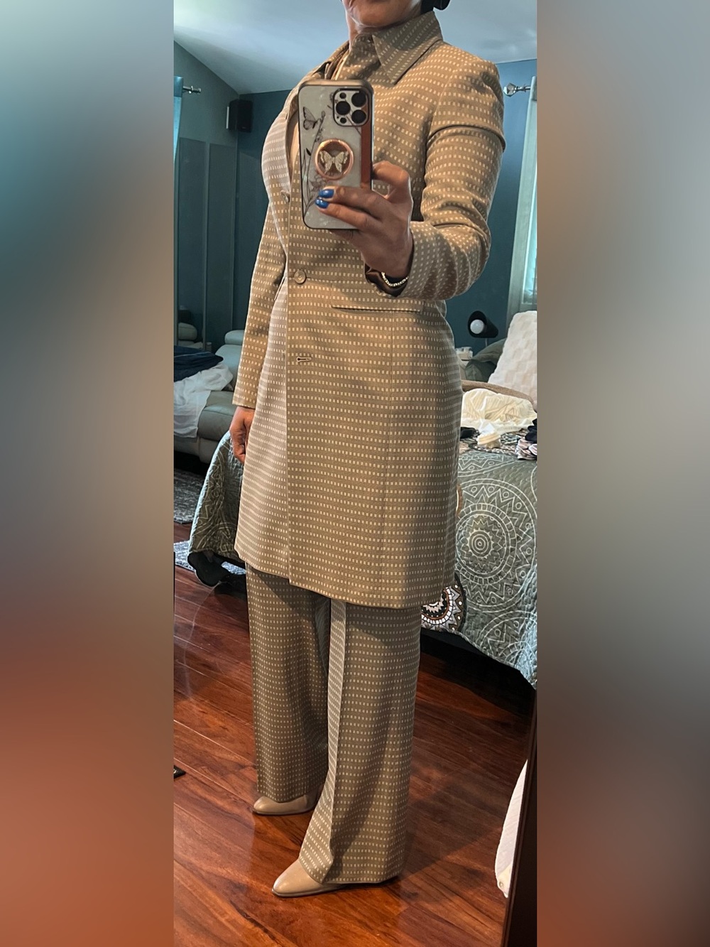 Classiques Tailored Women’s 2 Piece Suit..*NWT